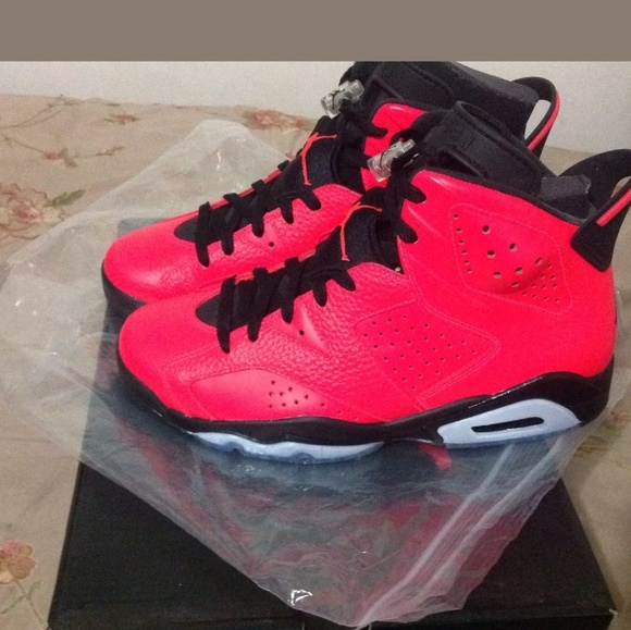 Air Jordan 6 Infrared 23 Toro - Picture 2 of 5